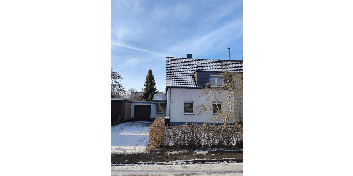 Doppelhaushälfte in Duisburg-Buchholz (privater Anbieter) 5 zimmer