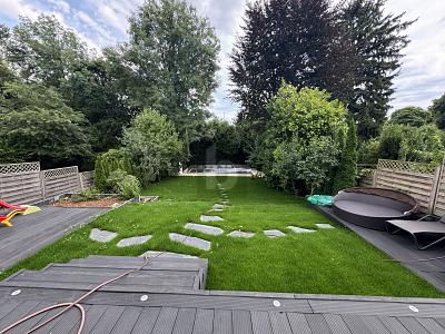 LUXURIÖSES TRAUMHAUS MIT POOL - Reihenendhaus Essen Stadtbezirk II | Angebot:25025216