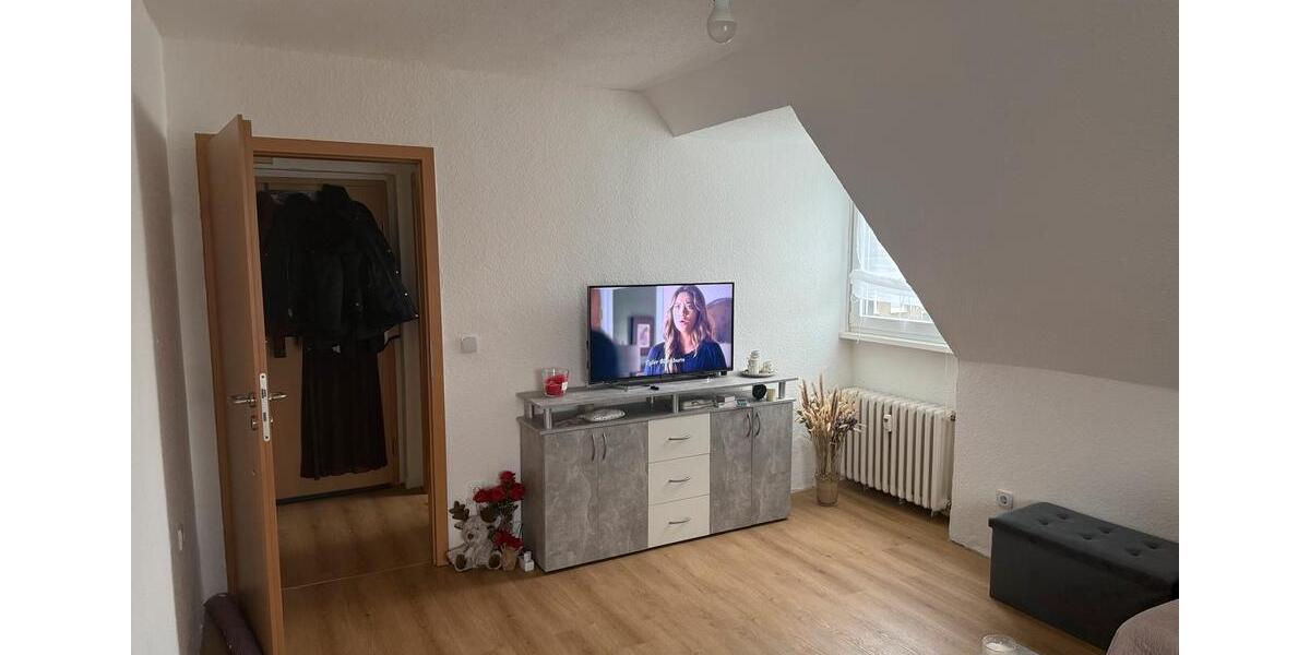 Dachgeschoßwohnung Herne Wanne - 2.5 Zimmer, 47 m&sup2;, 330&euro; | Angebot:25612739