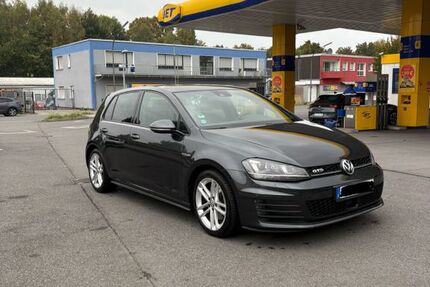 VW Golf 148.000 km 14.000 &euro; Marl 45772