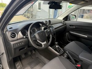 Suzuki Vitara 1.4 Comfort Hybrid +Navi+RCam+Sitzhzg+ 48.519 km 16.450 &euro; Meerbusch 40667