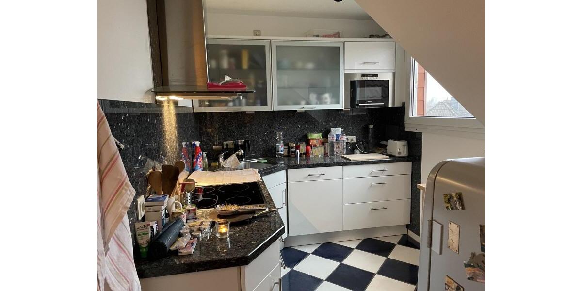 Geräumige 2-Zimmer-DG-Wohnung mit Galerie & Balkon in bester Wohnlage von Rheinberg 2 zimmer