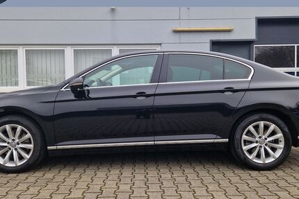 VW Passat 89.950 km 15.393 &euro; Neukirchen-Vluyn 47506