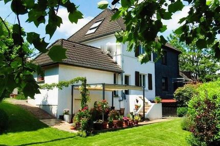 Haus Essen Stadtbezirk VIII - 4 Zimmer, 127 m&sup2;, 2.150&euro; | Angebot:25657664