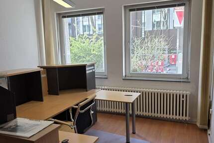 Gewerbeobjekt Düsseldorf Stadtbezirk 3 - 1.750&euro; | Angebot:25337037