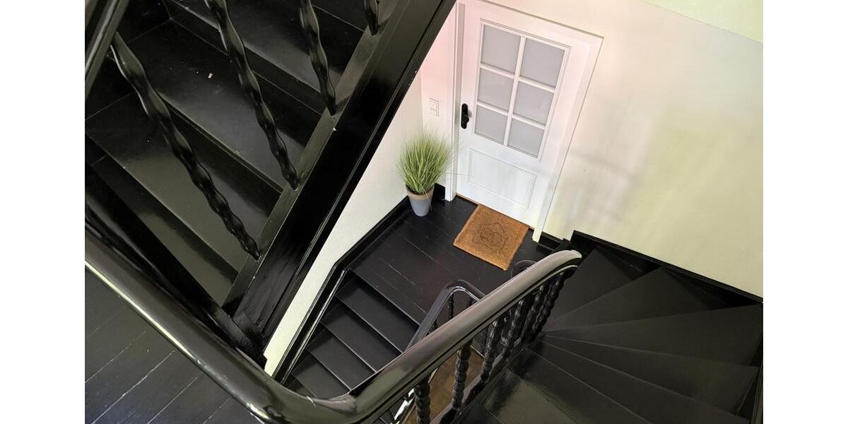 Einzigartiges Mietangebot: Historische Villa mit großem Garten | ca. 310 m² Wohnfläche 12 zimmer