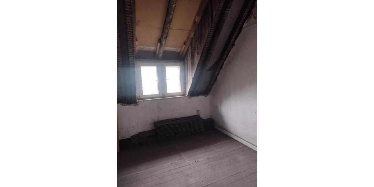 Mehrfamilienhaus, Wohnhaus Duisburg Hamborn - 12 Zimmer, 242 m&sup2;, 266.000&euro; | Angebot:27163328