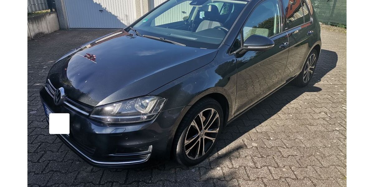 VW Golf 133.000 km 10.999 &euro; Essen 45327