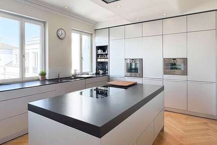 Wohnung zum Kaufen in Düsseldorf 2.980.000 € 233 m² 6 zimmer