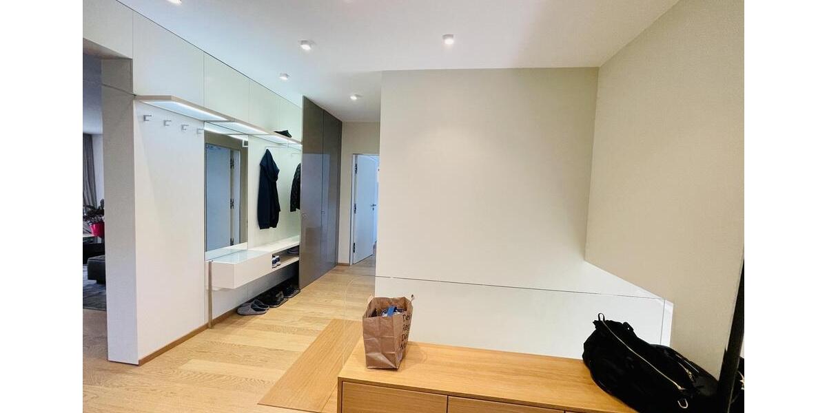 Designer Maisonette-Wohnung nähe Zoopark mit Blick ins Grüne, Fussbodenheizung, Kamin, Terrasse 5 zimmer