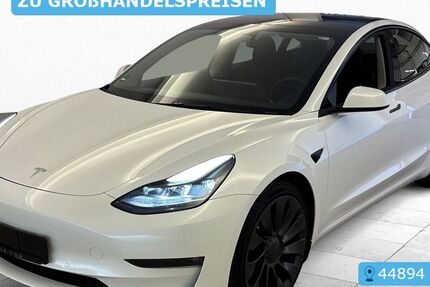 Tesla Model 3 53.742 km 28.890 &euro; Krefeld 47829