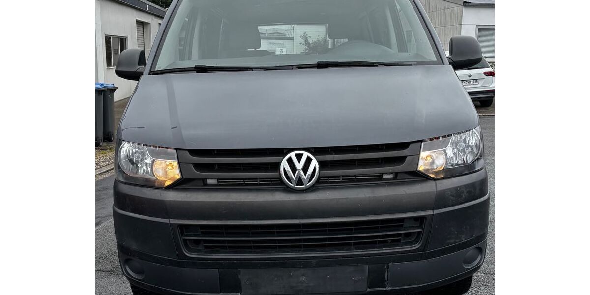 VW T5 Transporter 176.000 km 9.500 &euro; Sprockhövel 45549
