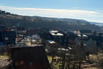 Ein freistehendes Einfamilienhaus