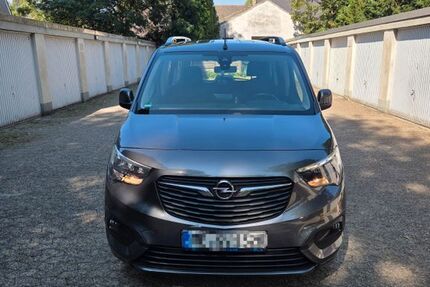 Opel Combo Life 80.900 km 17.450 &euro; Recklinghausen 45665