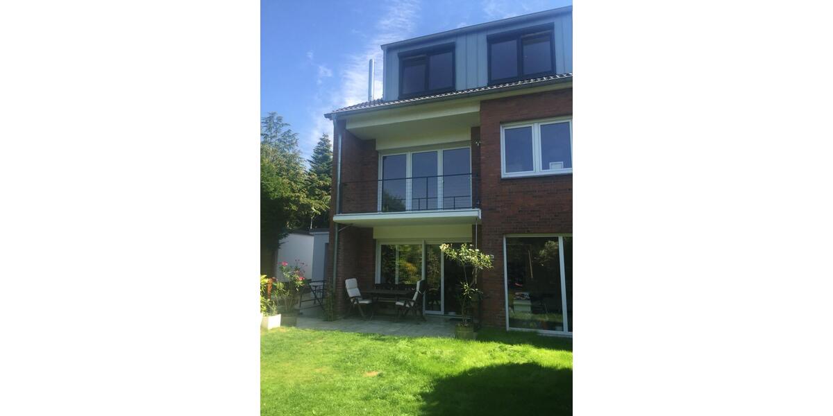 MODERNES HELLES HAUS IN DÜSSELDORF - LUDENBERG MIT EINBAUKÜCHE - 6 zimmer