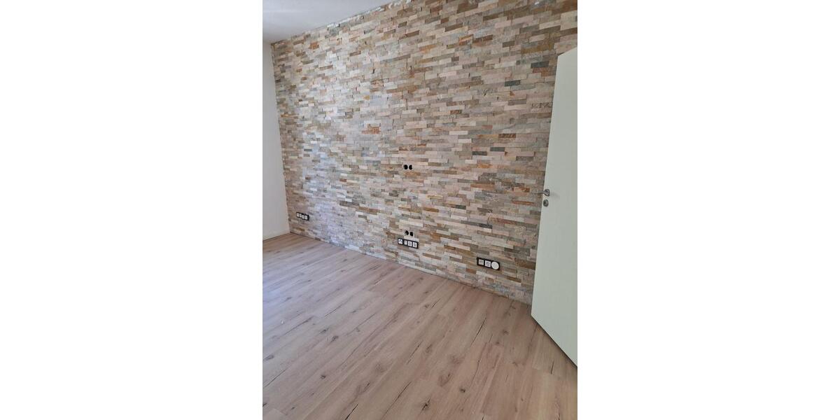 Provisionsfrei* Große 4-Zi-Wo, Gelsk Heßler, bezugsfrei, Erdgeschoß, Garage mgl. 4 zimmer