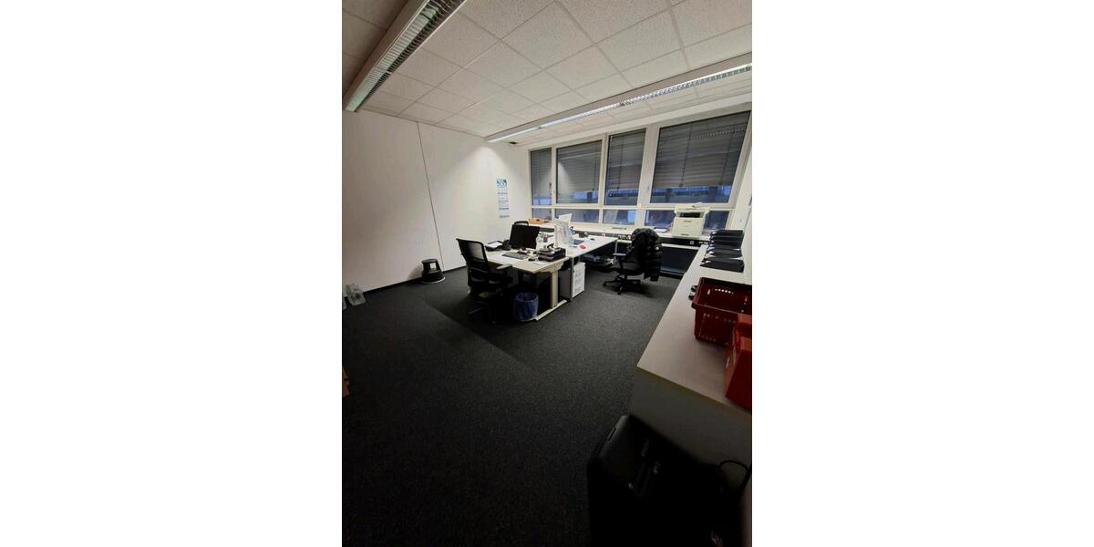 2 Büroräume. auch einzeln möglich zimmer