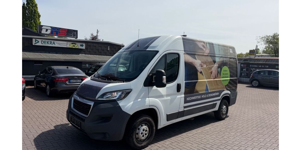 Peugeot Boxer 213.380 km 9.900 &euro; Dinslaken 46537