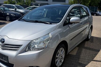 Toyota Verso 116.000 km 8.499 &euro; Gladbeck 45966
