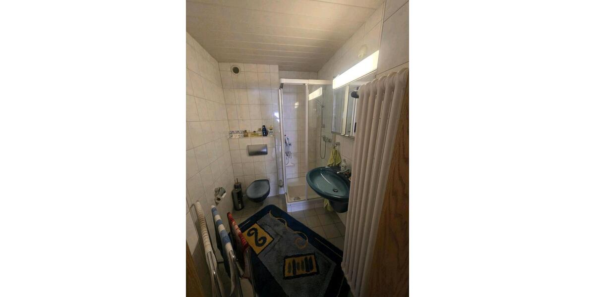 Dachgeschoßwohnung Mülheim an der Ruhr Rechtsruhr-Nord - 5 Zimmer, 105 m&sup2;, 195.000&euro; | Angebot:26990911