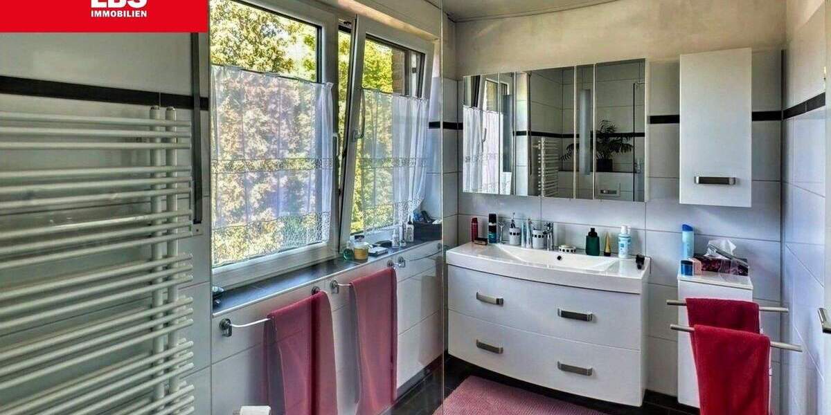 Reihenendhaus Hünxe Drevenack - 4 Zimmer, 138 m&sup2;, 375.000&euro; | Angebot:25095738