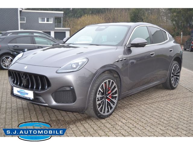 Maserati Grecale 11.368 km 59.980 € Essen 45219