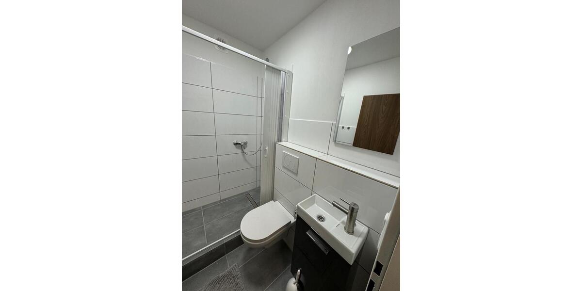 Etagenwohnung Düsseldorf Stadtbezirk 7 - 1 Zimmer, 28 m&sup2;, 700&euro; | Angebot:26408149