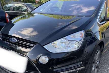 Ford S-Max 156.000 km 7.999 &euro; Krefeld 47804