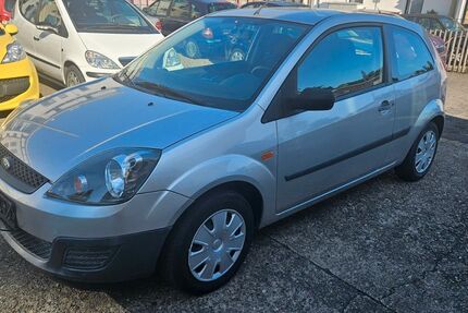 Ford Fiesta 48.000 km 2.799 &euro; Krefeld 47807