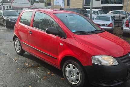VW Fox 50.000 km 2.999 € Krefeld 47807