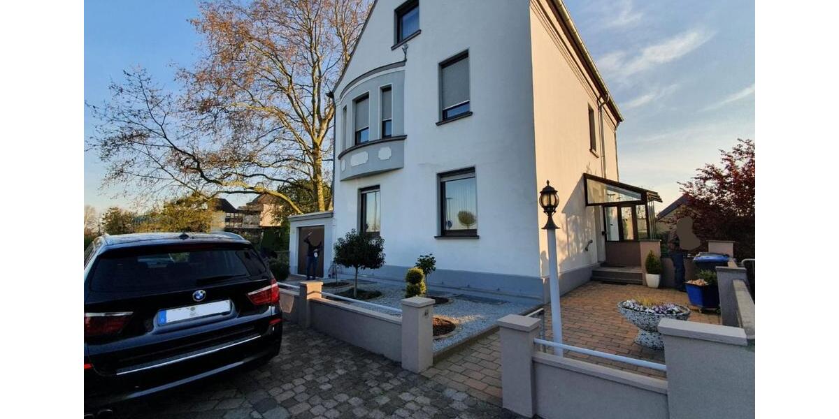 Einfamilienhaus Rheinberg - 7 Zimmer, 167 m&sup2;, 1.650&euro; | Angebot:25172575