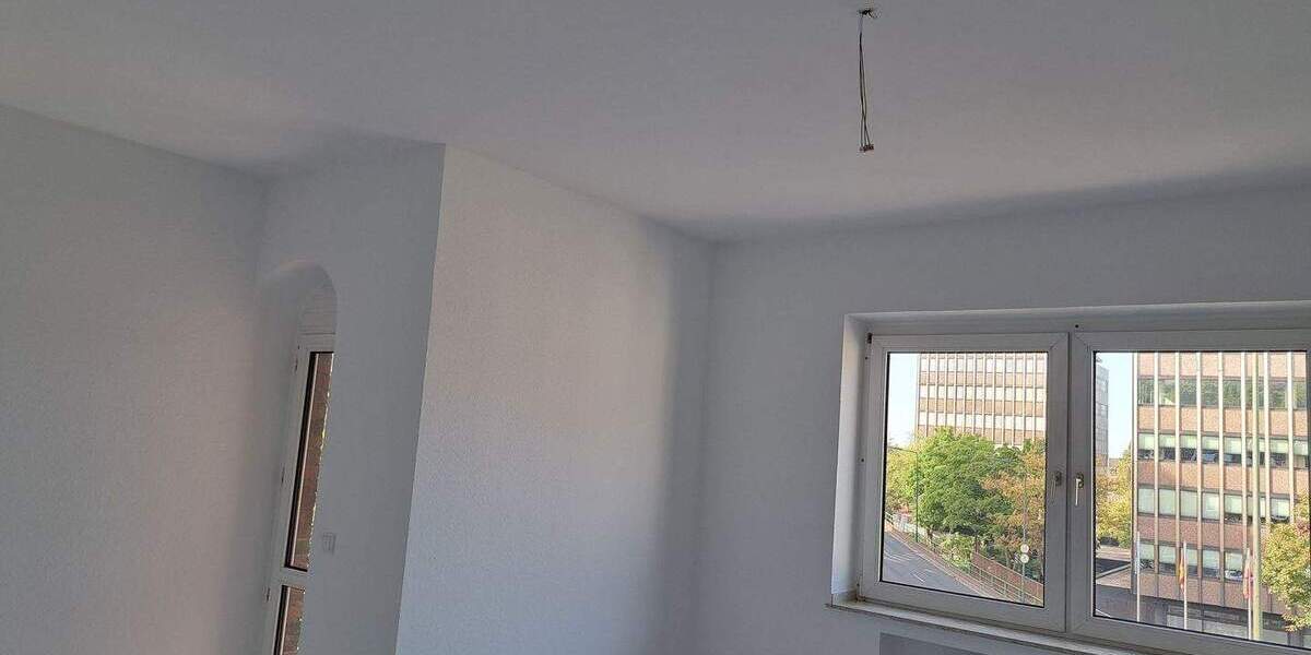 Etagenwohnung Düsseldorf Rath - 3 Zimmer, 92 m&sup2;, 1.250&euro; | Angebot:26435553