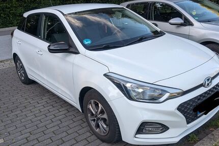 Hyundai i20 69.000 km 11.000 € Sprockhövel 45559