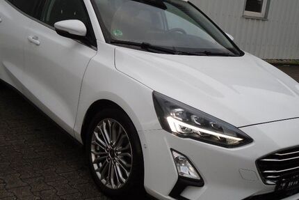 Ford Focus 220.000 km 8.990 &euro; Kamp-Lintfort 47475