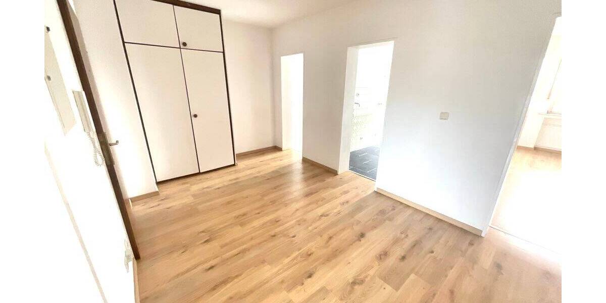 Etagenwohnung Recklinghausen Süd - 3 Zimmer, 82 m&sup2;, 619&euro; | Angebot:25739711