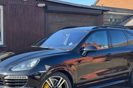 Porsche Cayenne 337.000 km 22.900 &euro; Duisburg 47179