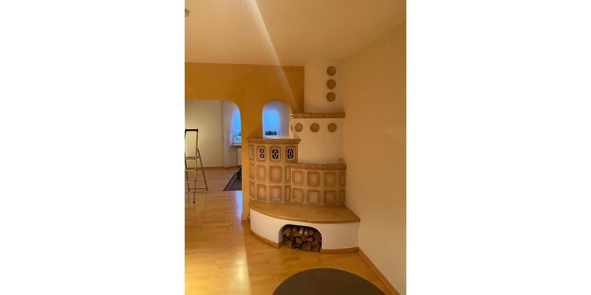 vollmöblierte Doppelhaushälfte auf einem 1200 m² Grundstück 6 zimmer