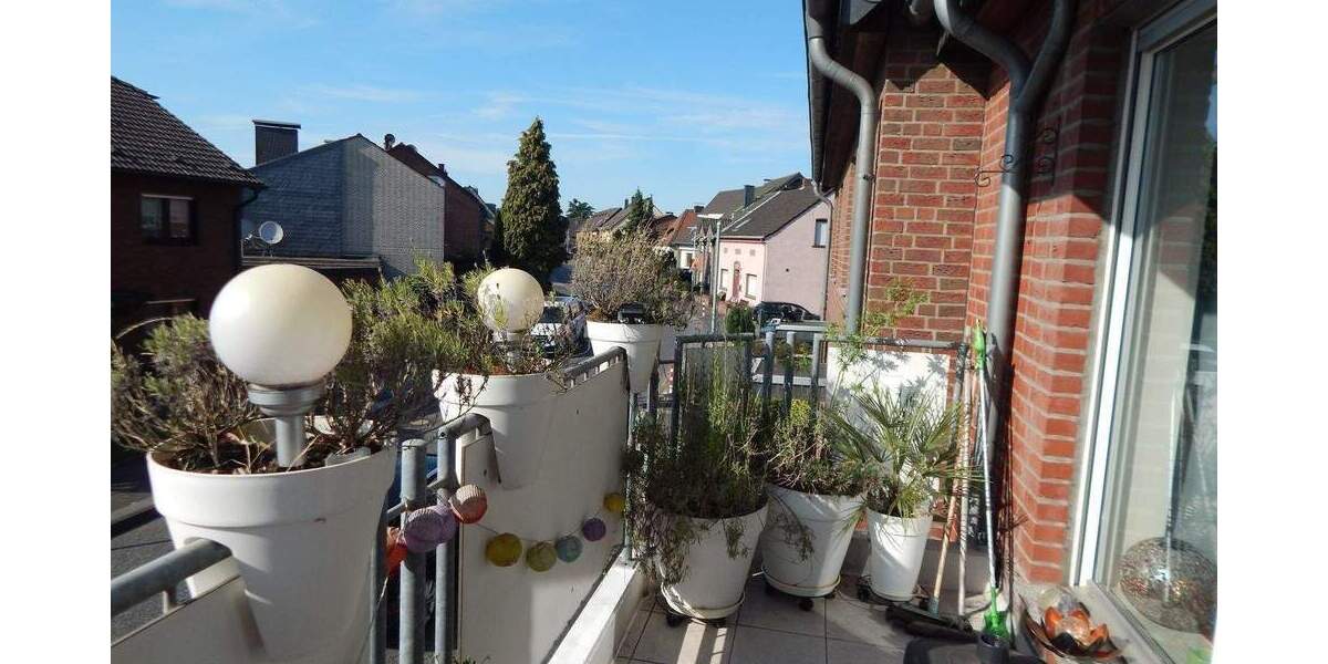 Etagenwohnung Moers Hochstraß - 2 Zimmer, 59 m&sup2;, 174.000&euro; | Angebot:26117346