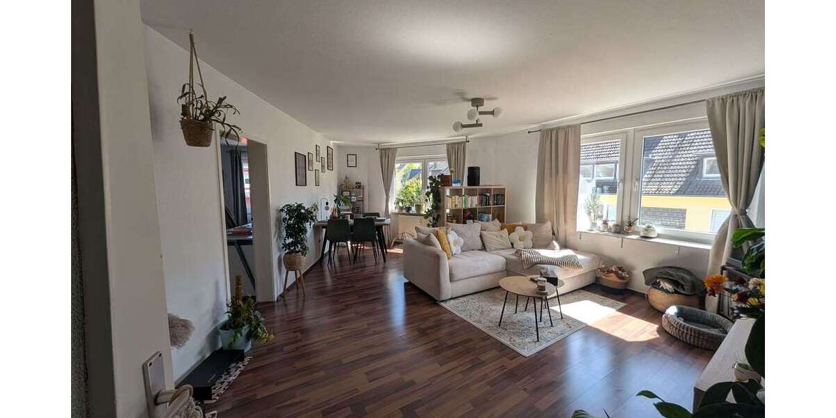 Etagenwohnung Essen Frohnhausen - 3 Zimmer, 96 m&sup2;, 675&euro; | Angebot:26474657
