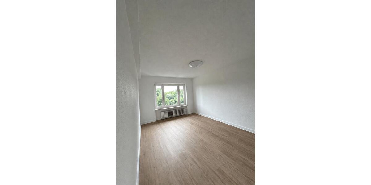 Etagenwohnung Essen Stadtbezirk II - 2.5 Zimmer, 69 m&sup2;, 165.000&euro; | Angebot:26887030