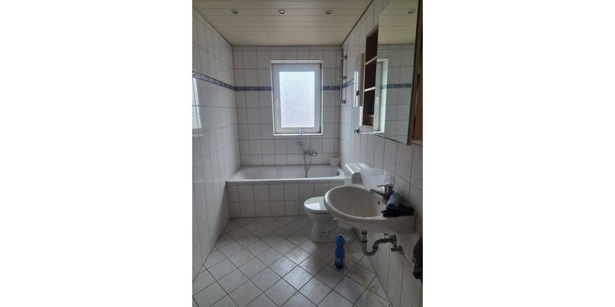 Etagenwohnung Oberhausen Osterfeld-Ost - 3 Zimmer, 72 m&sup2;, 650&euro; | Angebot:26893037