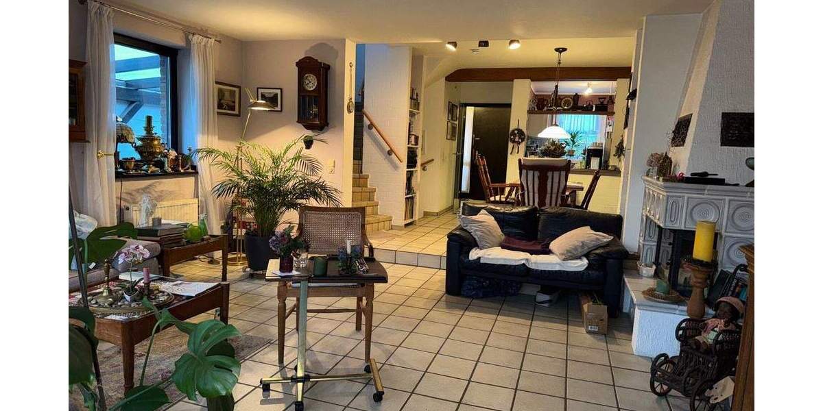 Doppelhaushälfte Krefeld Inrath/Kliedbruch - 4 Zimmer, 126 m&sup2;, 378.000&euro; | Angebot:25697195