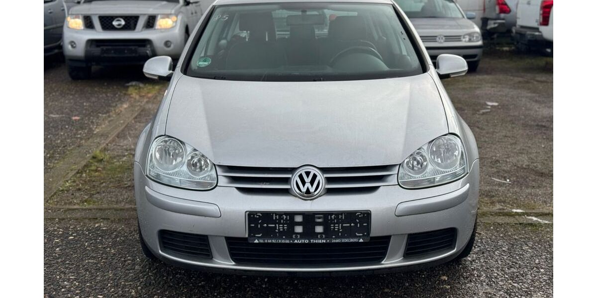 VW Golf 142.000 km 4.200 &euro; Kamp-Lintfort 47475