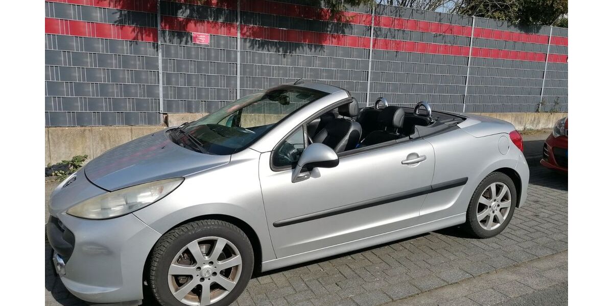 Peugeot 207 197.000 km 1.999 &euro; Krefeld 47803