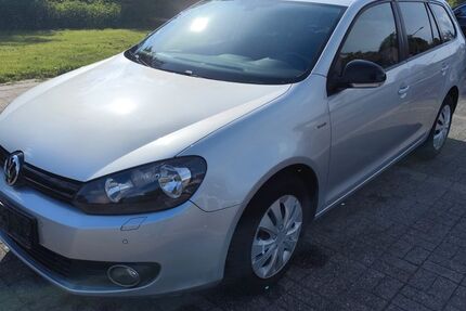VW Golf 221.500 km 4.450 &euro; Herten 45699