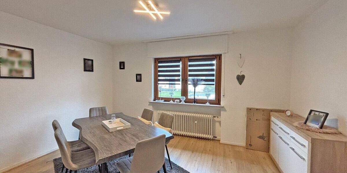 Mehrfamilienhaus, Wohnhaus Voerde Spellen - 6 Zimmer, 165 m&sup2;, 395.000&euro; | Angebot:25278709