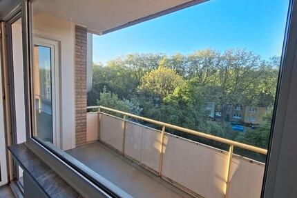 Wohnung Duisburg Mittelmeiderich - 3 Zimmer, 78 m&sup2;, 790&euro; | Angebot:26381273