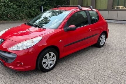Peugeot 206 115.000 km 2.999 &euro; Duisburg 47058