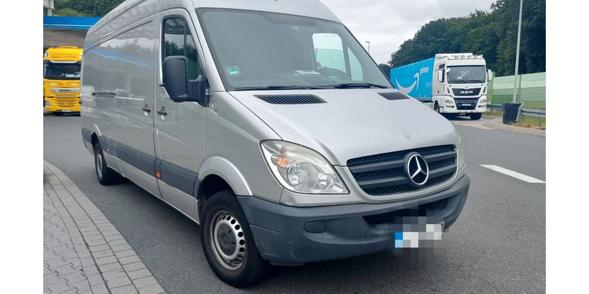 Mercedes-Benz Sprinter 306.000 km 9.000 &euro; Düsseldorf 40227