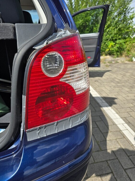 VW Polo 229.740 km 2.700 € Essen 45121